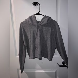 BRANDY MELVILLE CROPPED HOODIE